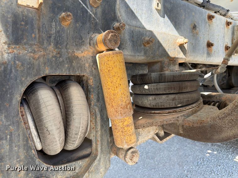image for item DN6638 2004 Mack Granite CV713 ready mix truck