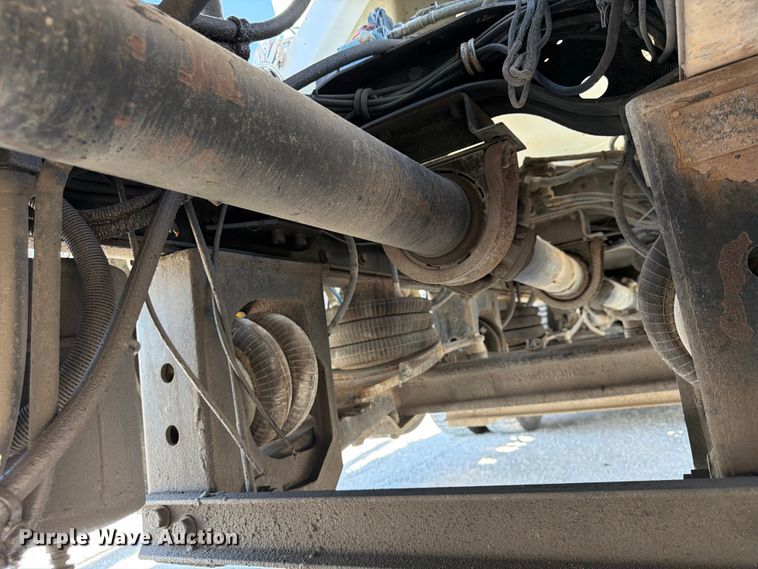 image for item DN6638 2004 Mack Granite CV713 ready mix truck