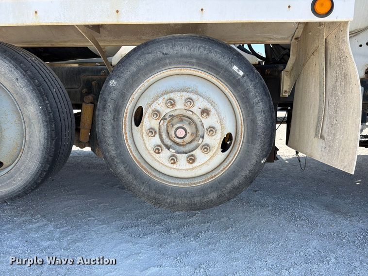 image for item DN6638 2004 Mack Granite CV713 ready mix truck