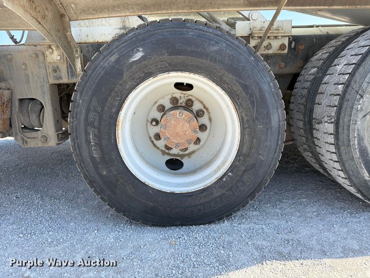 image for item DN6638 2004 Mack Granite CV713 ready mix truck