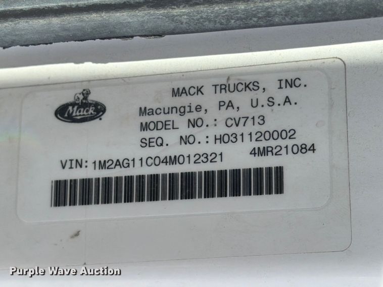 image for item DN6638 2004 Mack Granite CV713 ready mix truck