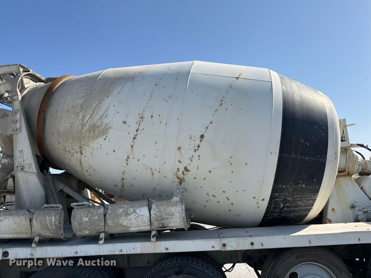 image for item DN6639 2006 Mack Granite CV713 ready mix truck
