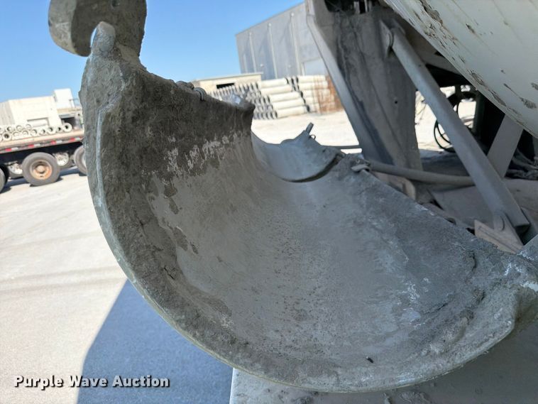 image for item DN6639 2006 Mack Granite CV713 ready mix truck