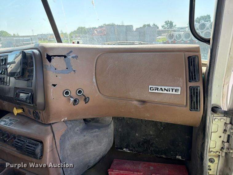 image for item DN6639 2006 Mack Granite CV713 ready mix truck