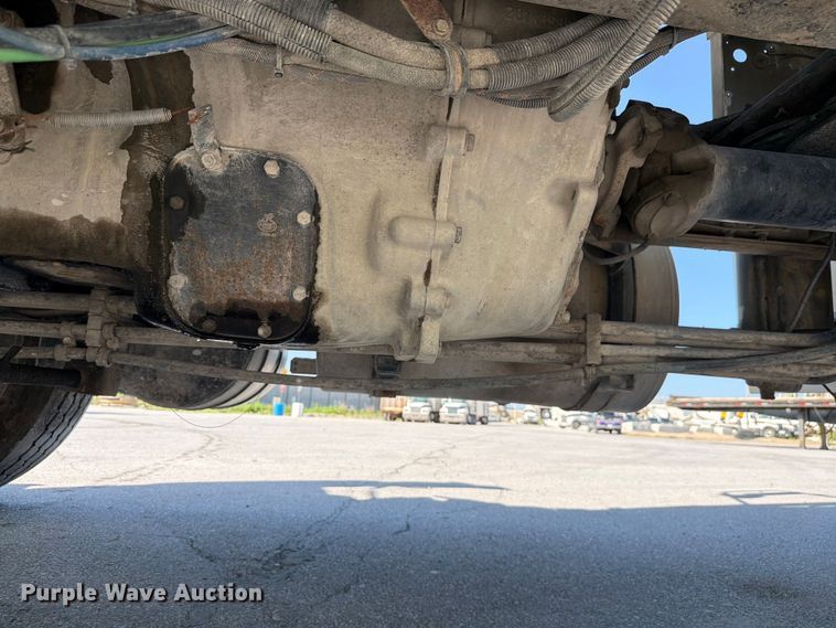 image for item DN6639 2006 Mack Granite CV713 ready mix truck