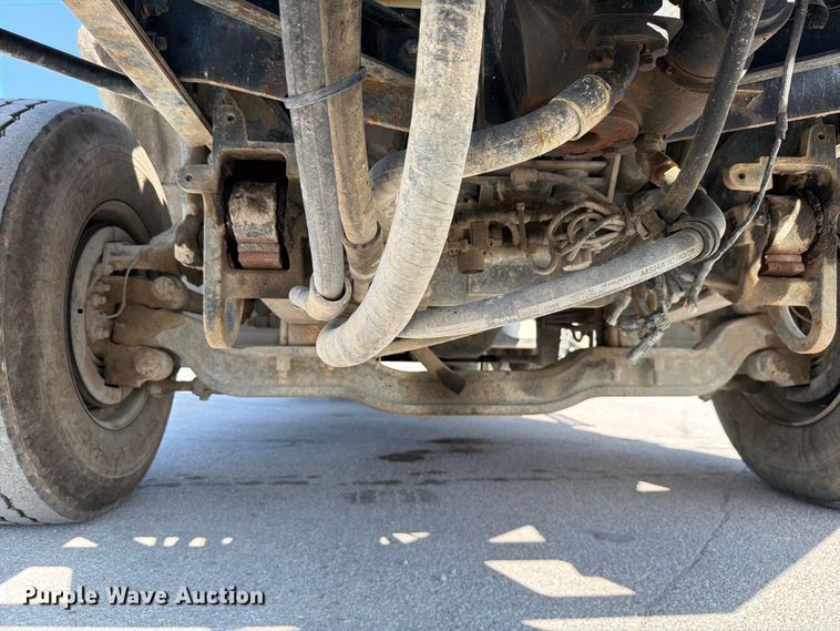 image for item DN6639 2006 Mack Granite CV713 ready mix truck