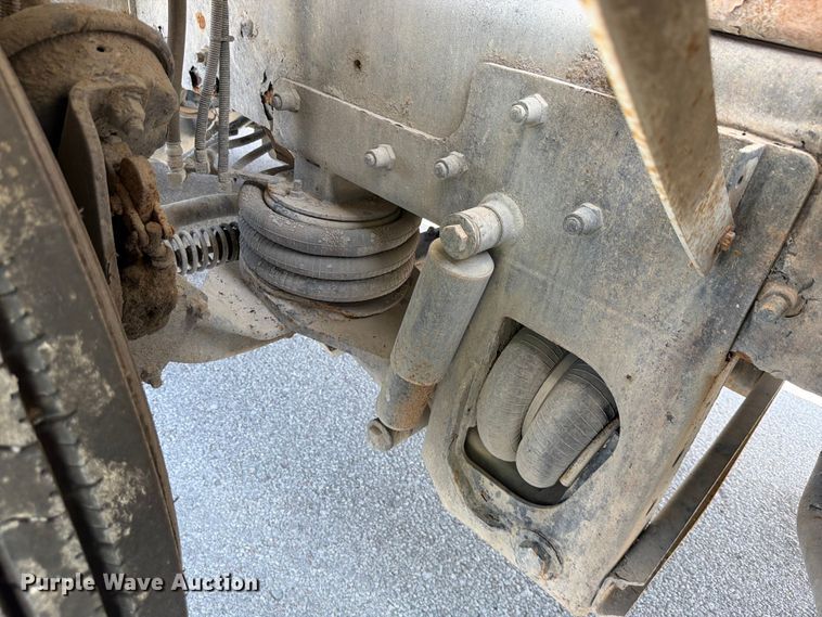 image for item DN6639 2006 Mack Granite CV713 ready mix truck