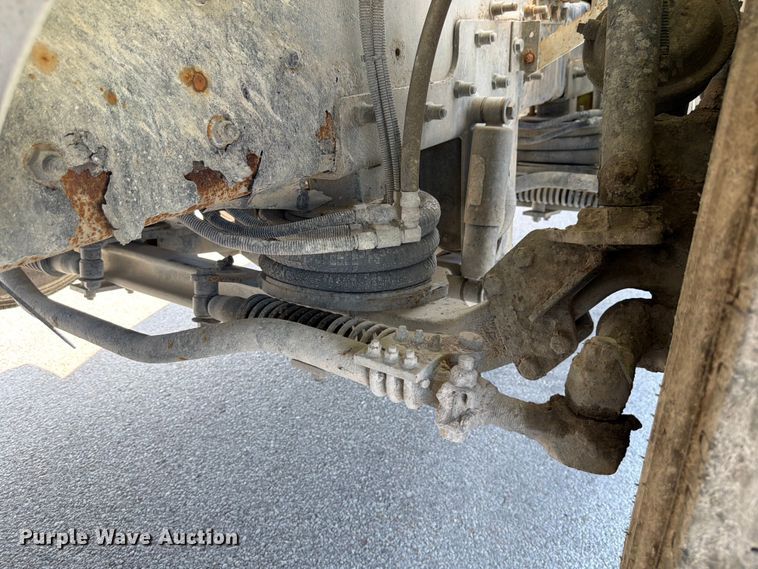 image for item DN6639 2006 Mack Granite CV713 ready mix truck
