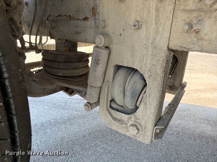 image for item DN6639 2006 Mack Granite CV713 ready mix truck