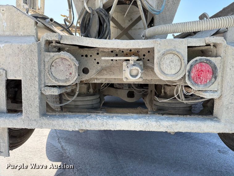 image for item DN6639 2006 Mack Granite CV713 ready mix truck