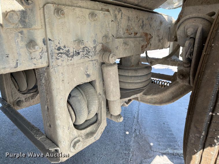 image for item DN6639 2006 Mack Granite CV713 ready mix truck