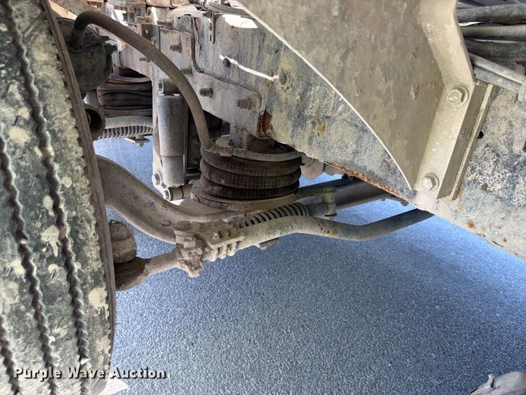 image for item DN6639 2006 Mack Granite CV713 ready mix truck