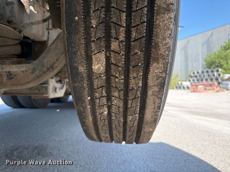 image for item DN6639 2006 Mack Granite CV713 ready mix truck