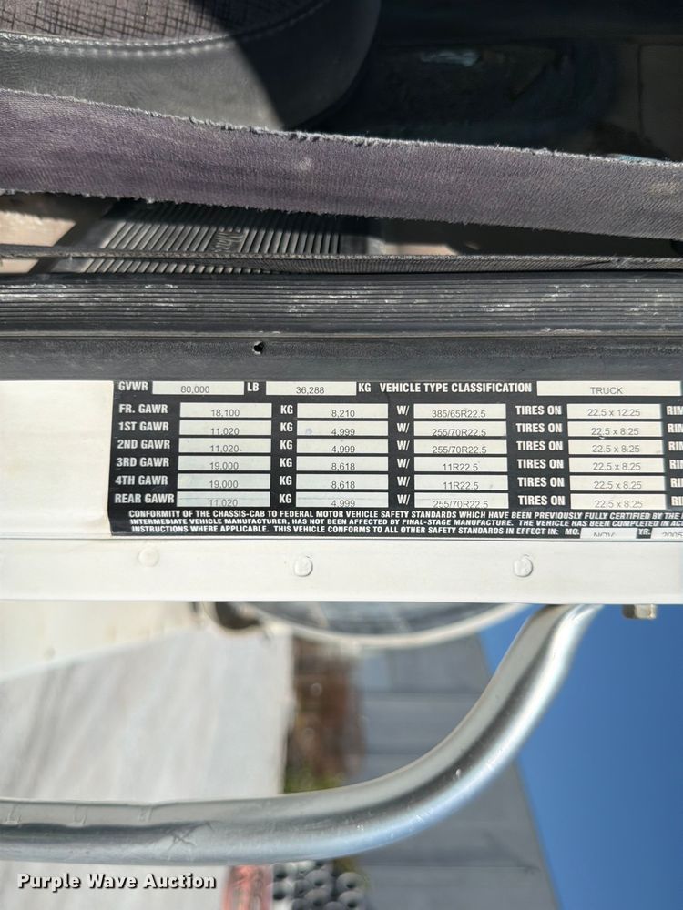 image for item DN6639 2006 Mack Granite CV713 ready mix truck