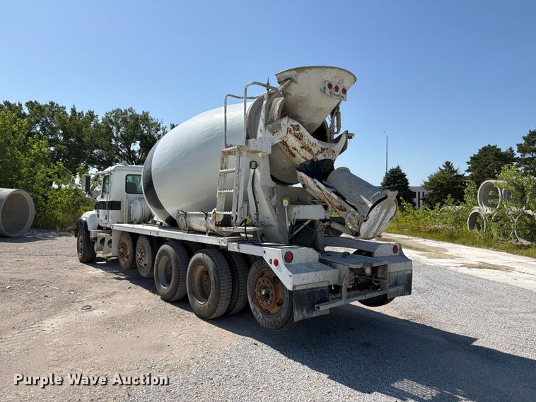 image for item DN6640 2004 Mack Granite CV713 ready mix truck