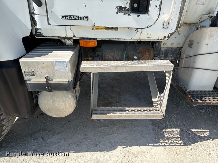 image for item DN6640 2004 Mack Granite CV713 ready mix truck