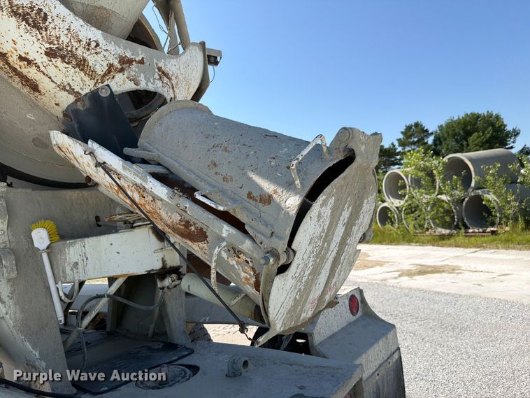 image for item DN6640 2004 Mack Granite CV713 ready mix truck