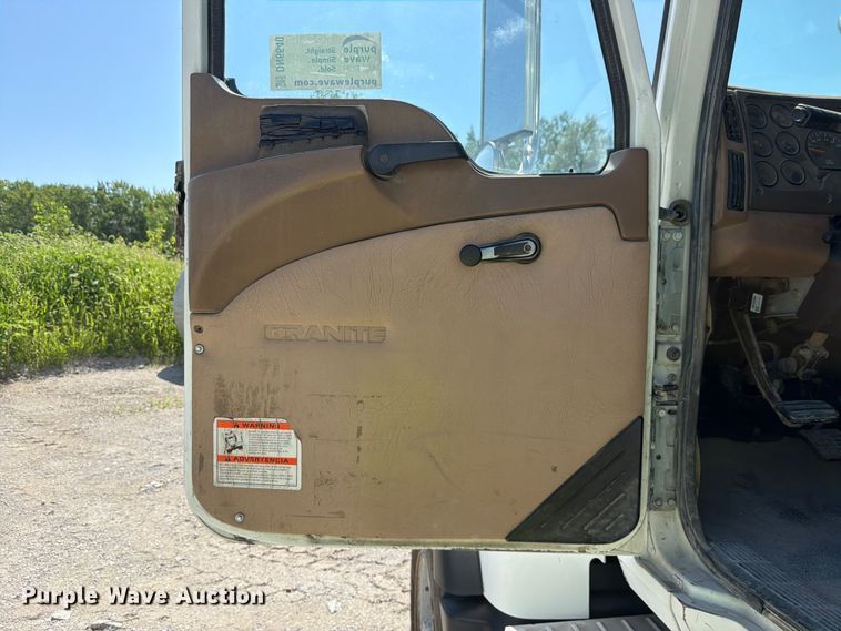 image for item DN6640 2004 Mack Granite CV713 ready mix truck