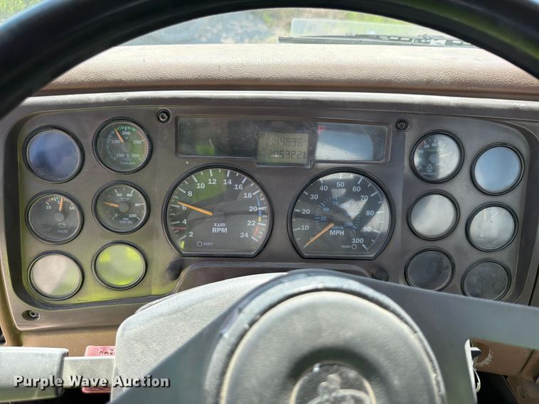 image for item DN6640 2004 Mack Granite CV713 ready mix truck