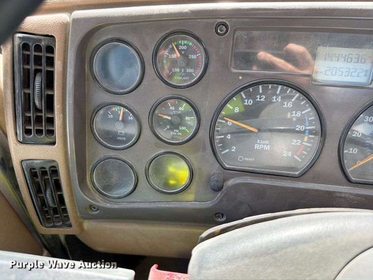 image for item DN6640 2004 Mack Granite CV713 ready mix truck