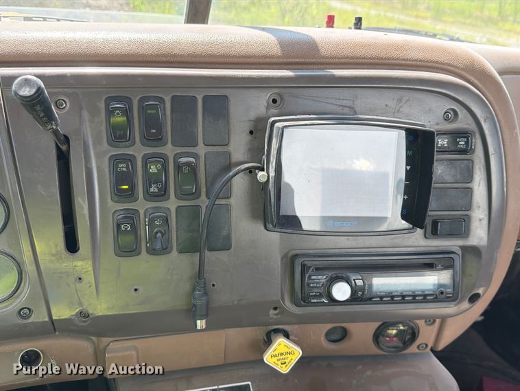 image for item DN6640 2004 Mack Granite CV713 ready mix truck