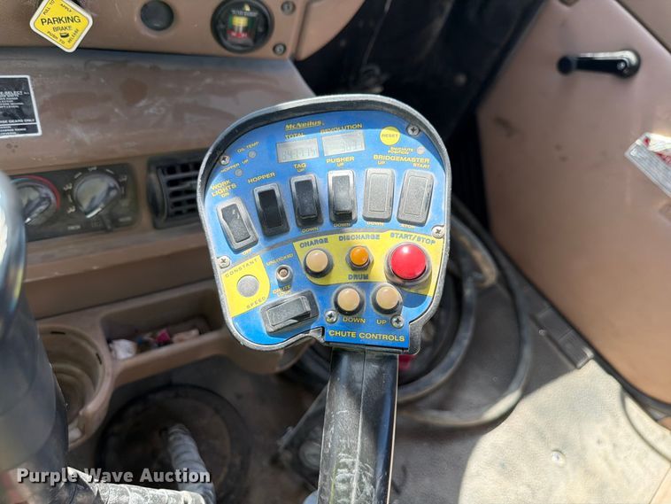 image for item DN6640 2004 Mack Granite CV713 ready mix truck