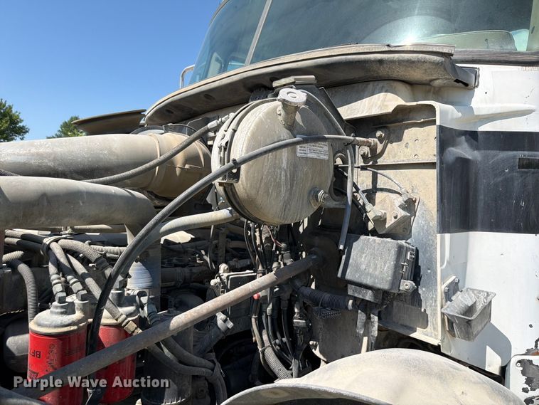 image for item DN6640 2004 Mack Granite CV713 ready mix truck