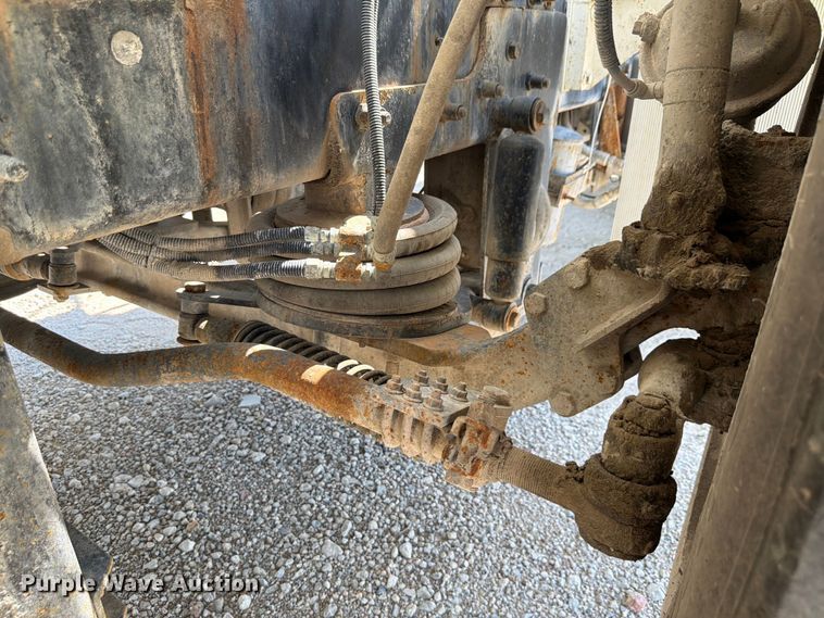 image for item DN6640 2004 Mack Granite CV713 ready mix truck