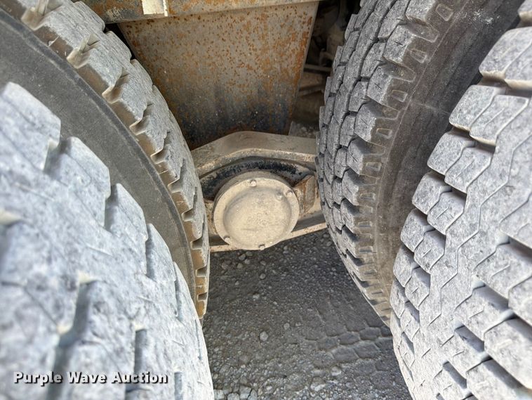 image for item DN6640 2004 Mack Granite CV713 ready mix truck