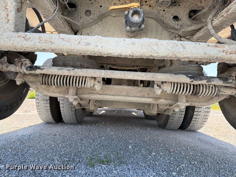 image for item DN6640 2004 Mack Granite CV713 ready mix truck