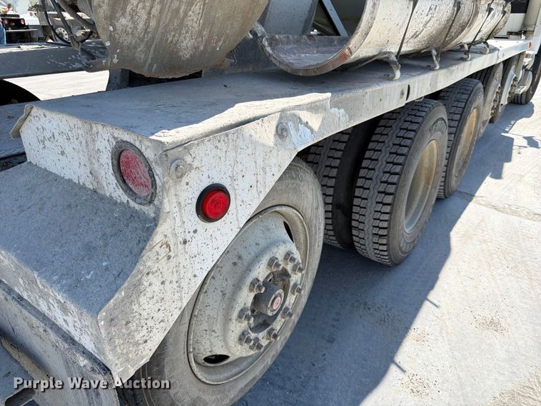 image for item DN6641 2006 Mack Granite CV713 ready mix truck