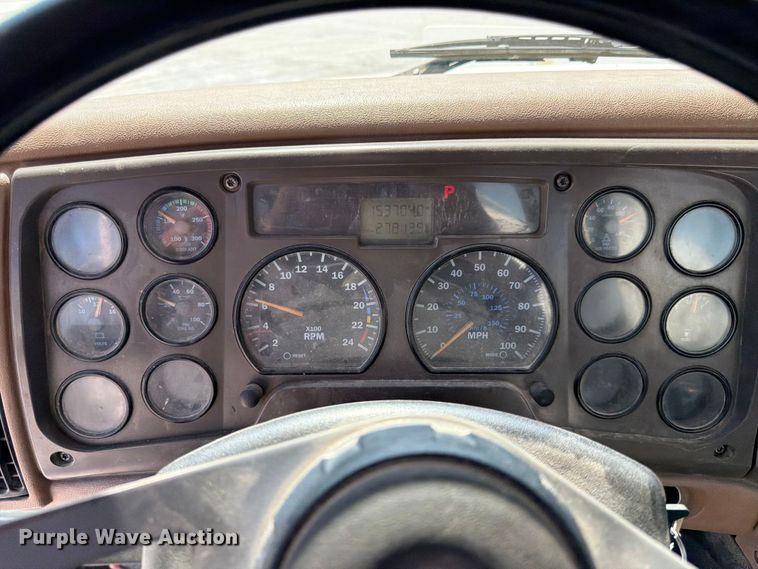 image for item DN6641 2006 Mack Granite CV713 ready mix truck