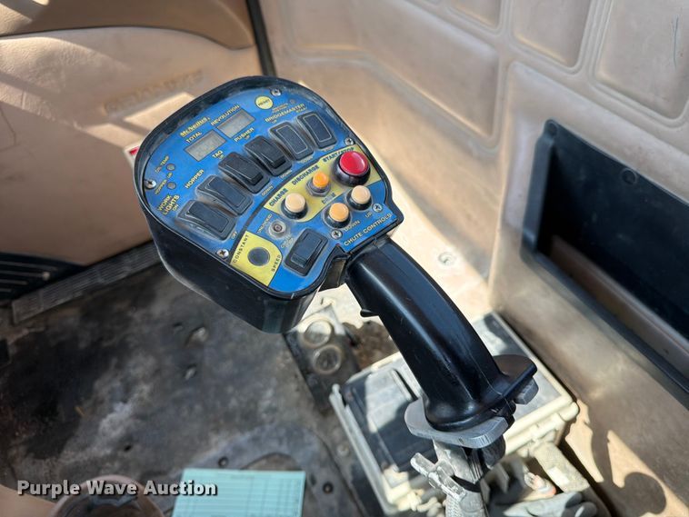 image for item DN6641 2006 Mack Granite CV713 ready mix truck