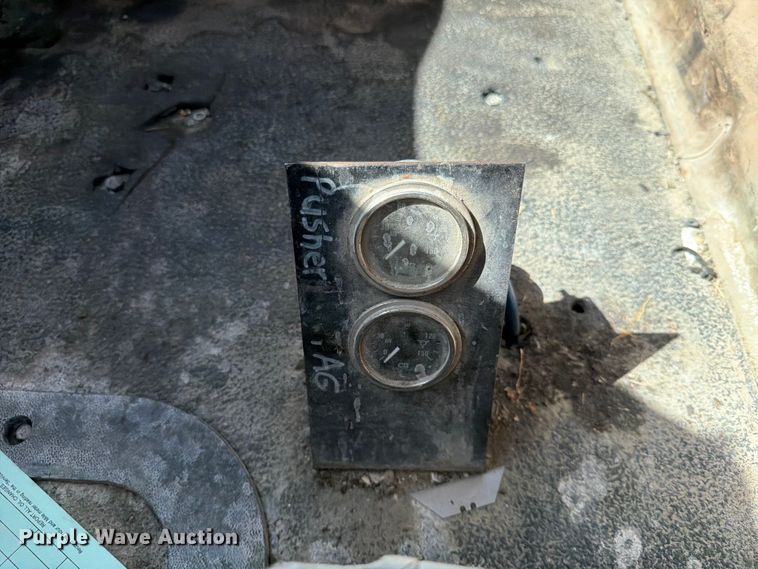 image for item DN6641 2006 Mack Granite CV713 ready mix truck