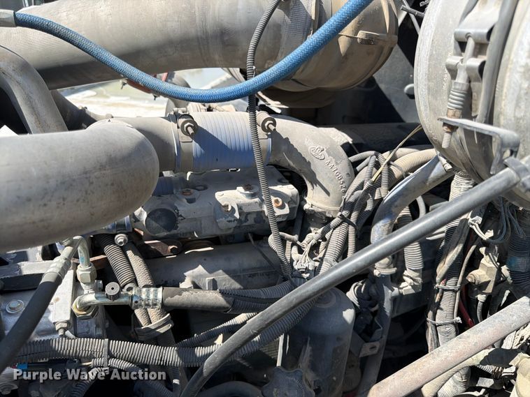 image for item DN6641 2006 Mack Granite CV713 ready mix truck