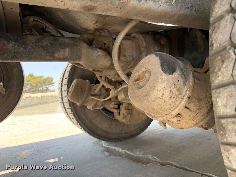 image for item DN6641 2006 Mack Granite CV713 ready mix truck