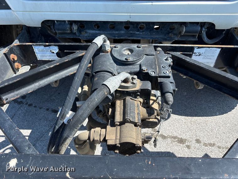 image for item DN6642 2004 Mack Granite CV713 ready mix truck
