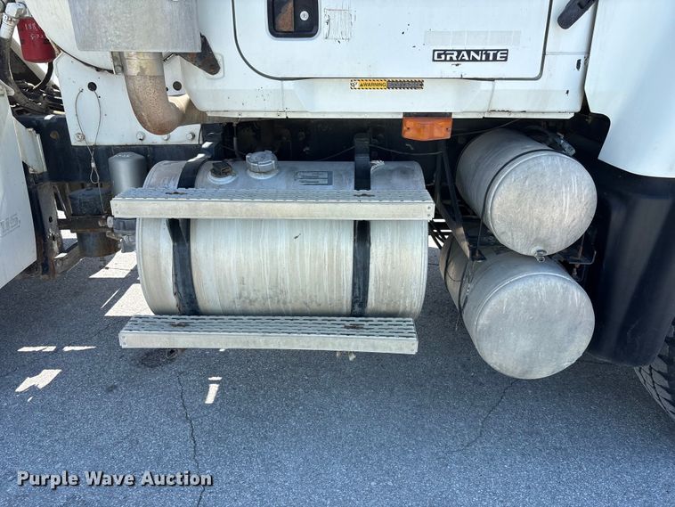 image for item DN6642 2004 Mack Granite CV713 ready mix truck