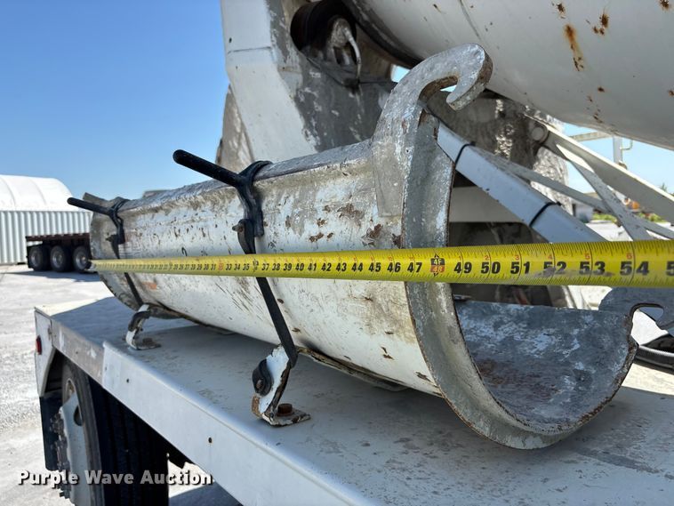 image for item DN6642 2004 Mack Granite CV713 ready mix truck