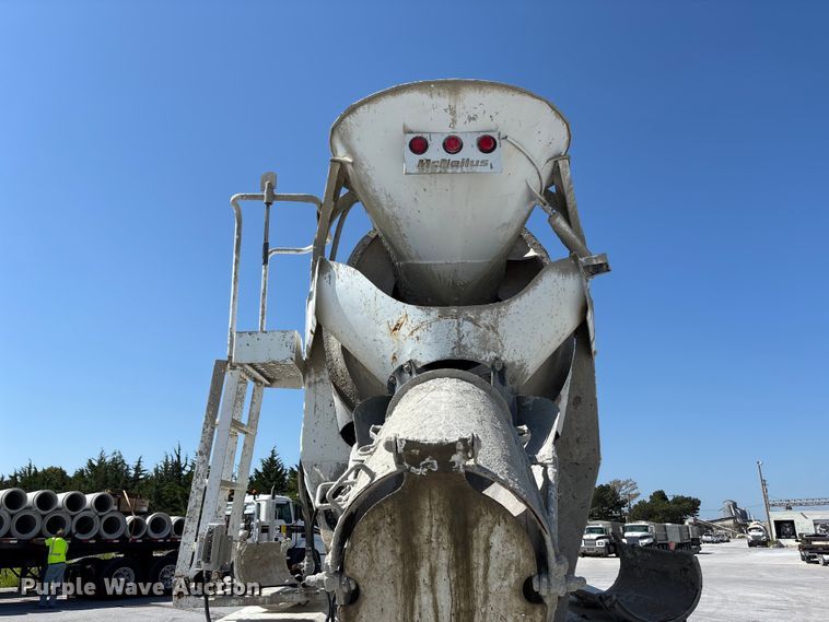 image for item DN6642 2004 Mack Granite CV713 ready mix truck