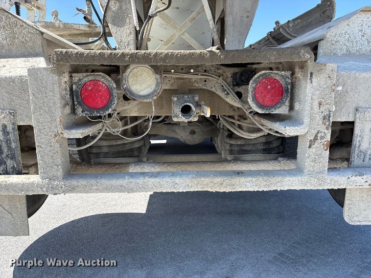 image for item DN6642 2004 Mack Granite CV713 ready mix truck