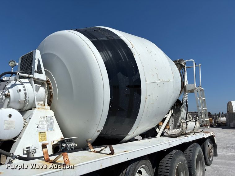 image for item DN6642 2004 Mack Granite CV713 ready mix truck