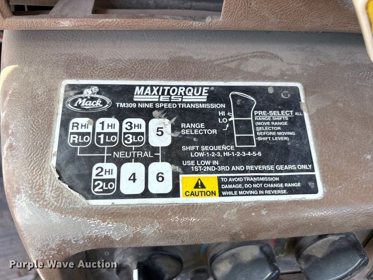 image for item DN6642 2004 Mack Granite CV713 ready mix truck