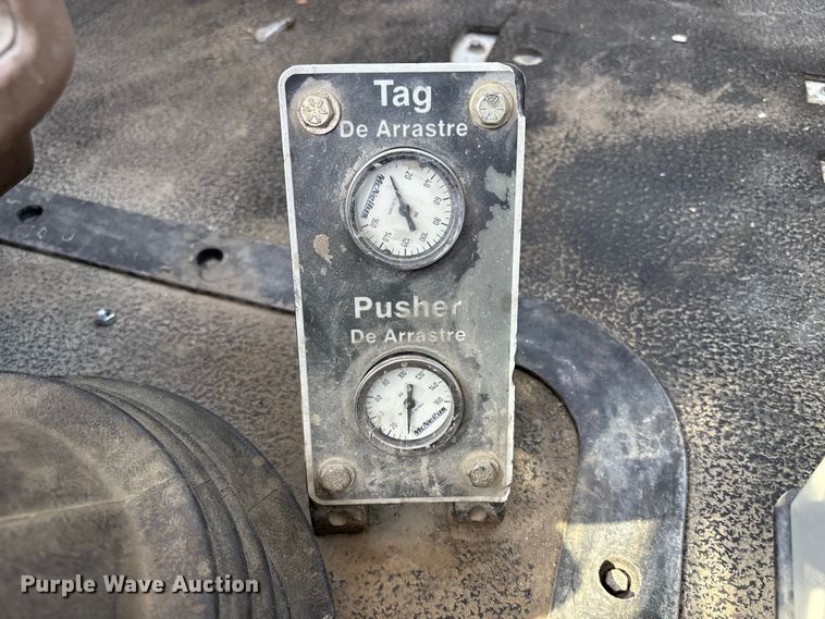 image for item DN6642 2004 Mack Granite CV713 ready mix truck