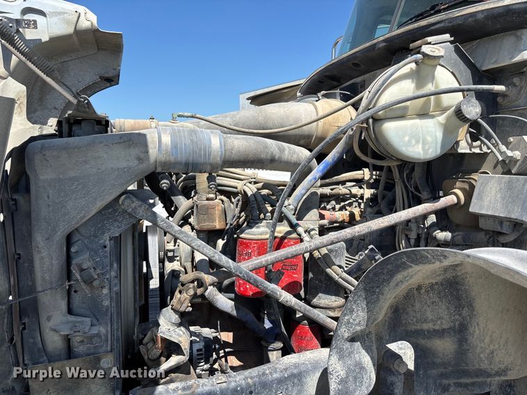image for item DN6642 2004 Mack Granite CV713 ready mix truck