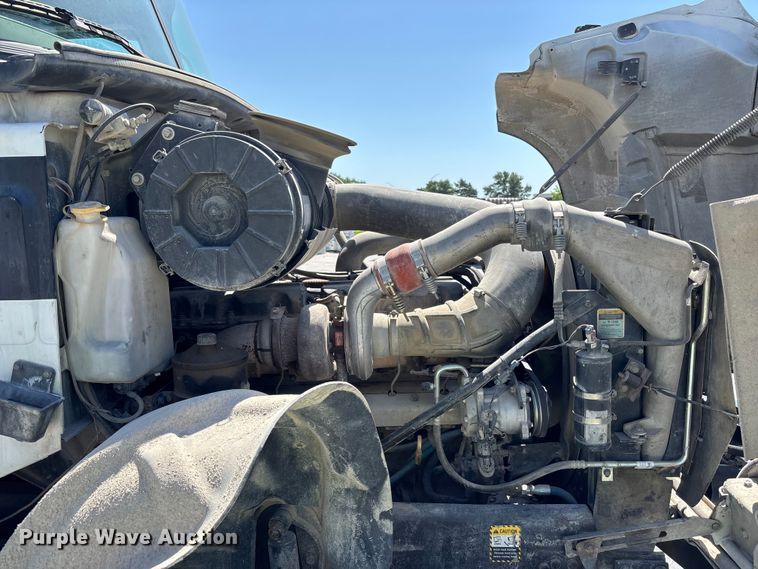 image for item DN6642 2004 Mack Granite CV713 ready mix truck