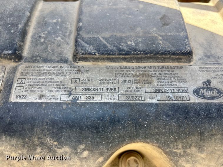 image for item DN6642 2004 Mack Granite CV713 ready mix truck