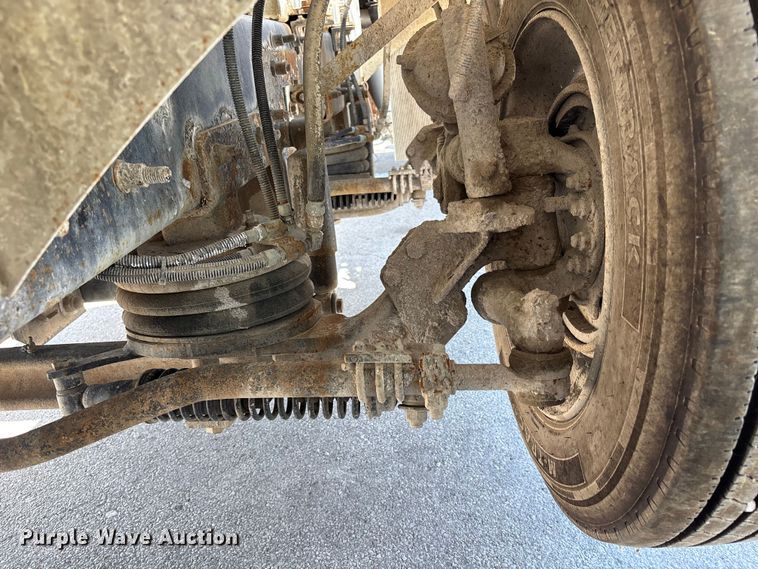image for item DN6642 2004 Mack Granite CV713 ready mix truck