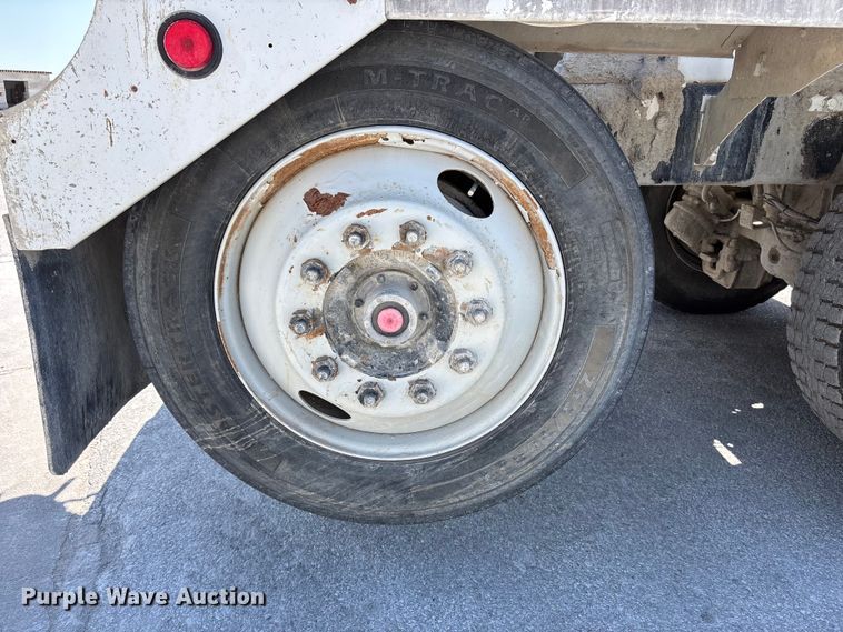 image for item DN6642 2004 Mack Granite CV713 ready mix truck