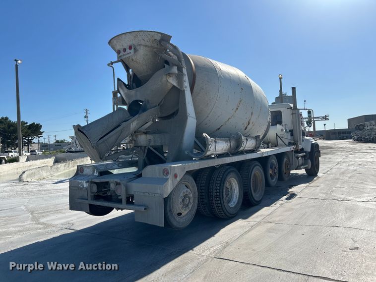 image for item DN6643 2006 Mack Granite CV713 ready mix truck
